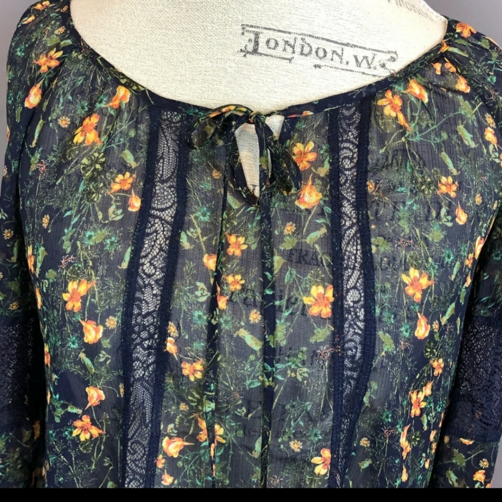 peasant top
